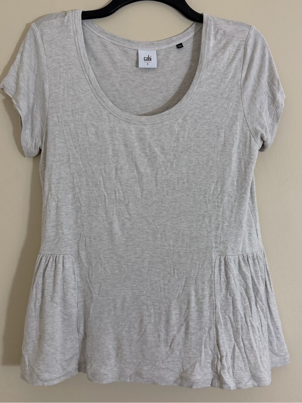 CAbi The Hangout Tee #5326 Heathered Oatmeal Peplum Short Sleeve Scoopneck S